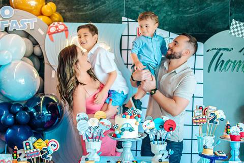 aniversario do thomas 2 anos'