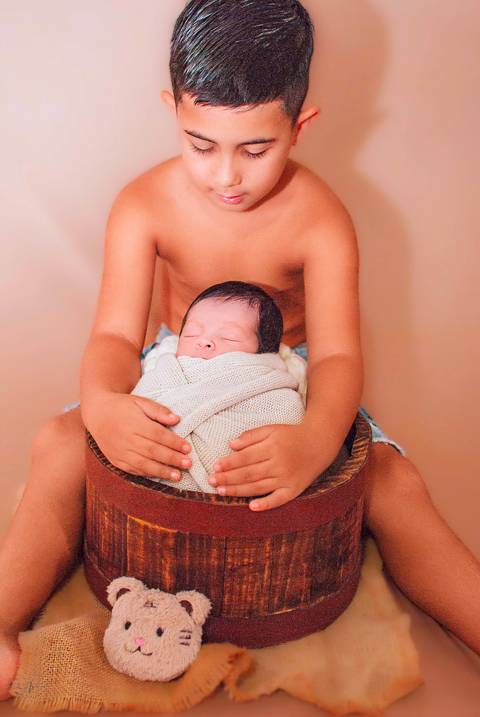 ensaionewbornlennon'