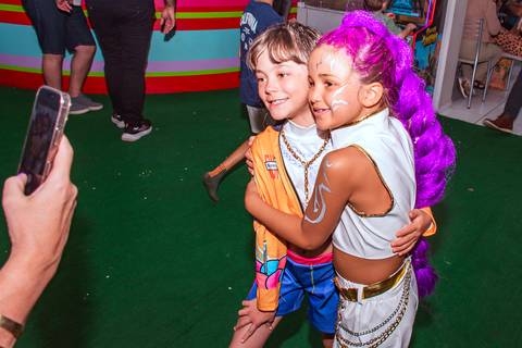 Laurafaz6nobrincalhaoemcanoas'