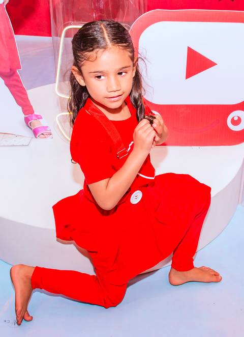 aniverdalaura_dolucasneto'