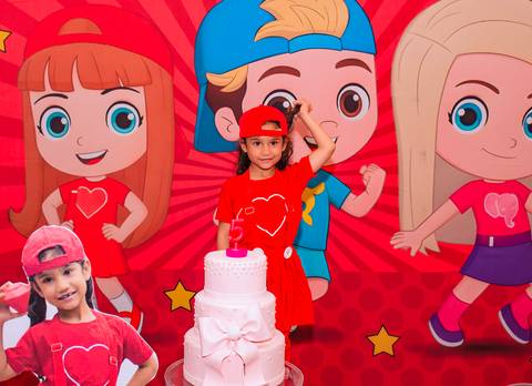 aniverdalaura_dolucasneto'