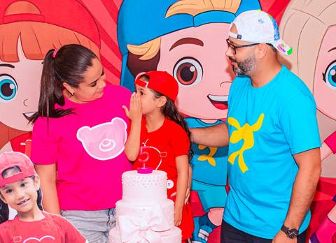 aniverdalaura_dolucasneto'