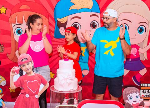 aniverdalaura_dolucasneto'