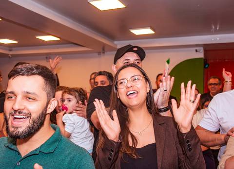 aniverdalaura_dolucasneto'