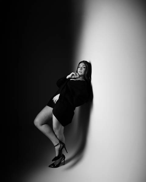 fotos femininas em estúdio'