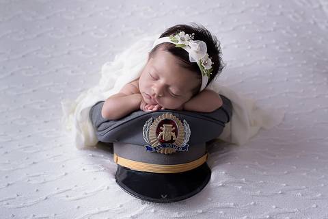 newborn policial '