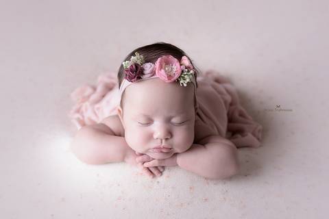 newborn em estúdio'