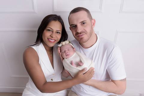 Ensaio newborn com pais em Santo André Vila Homero Thon'