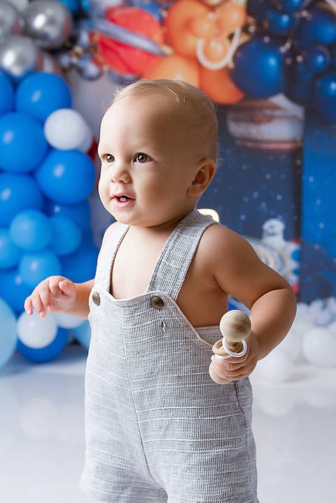 bebê de um ano em ensaio smash the cake parque das nações santo andré '