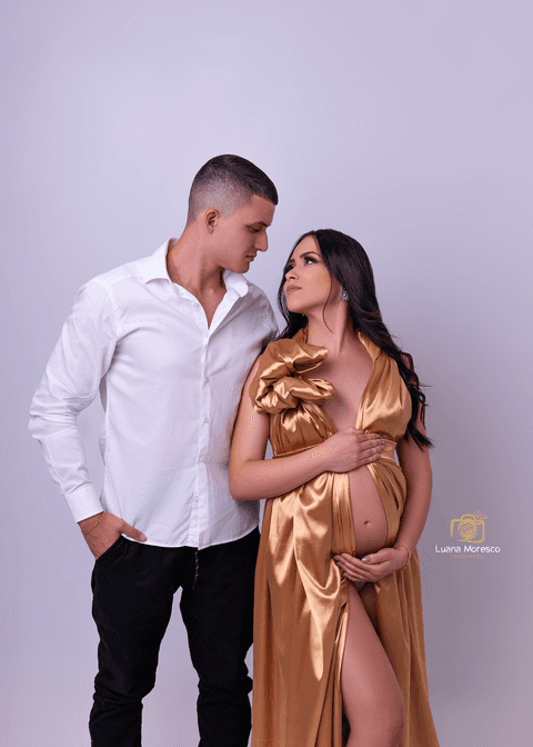 Ensaio Gestante Estúdio Luana Moresco Ijuí Cruz Alta Santo Angelo Ideia Pose Look Vestido Casal onde preço quando semana meses maquiagem make lugar Fotografia Fotografo Fotografa Foto'