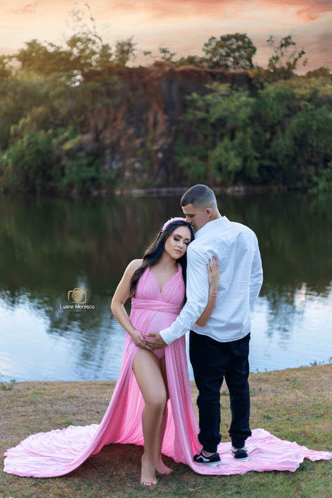 Ensaio Gestante Externo Luana Moresco Ijuí Cruz Alta Santo Angelo Ideia Pose Look Vestido Casal onde preço quando semana meses maquiagem make lugar fotografia foto fotografo fotografa parque pedreira'