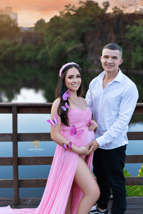 Ensaio Gestante Externo Luana Moresco Ijuí Cruz Alta Santo Angelo Ideia Pose Look Vestido Casal onde preço quando semana meses maquiagem make lugar fotografia foto fotografo fotografa parque pedreira'