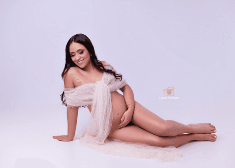 Ensaio Gestante Estúdio Luana Moresco Ijuí Cruz Alta Santo Angelo Ideia Pose Look Vestido Casal onde preço quando semana meses maquiagem make lugar Fotografia Fotografo Fotografa Foto'