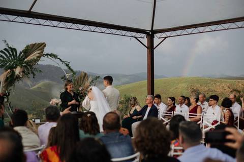 cerimônia + arco-iris '