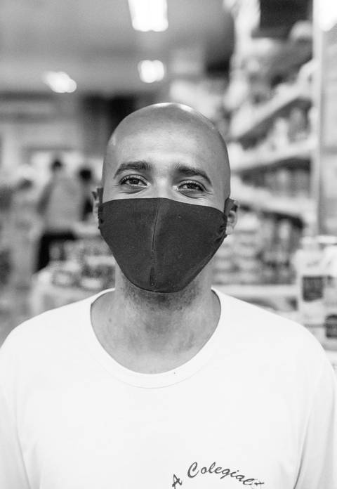 PROJETO SORRINDO COM OS OLHOS'