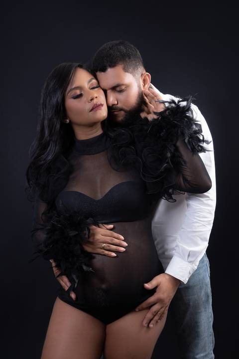Ensaio em estúdio da gestante Lenice em Bom Jesus da Lapa '
