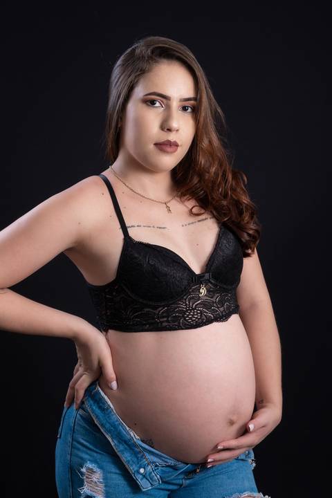 Ensaio Gestante em Estúdio de Taline Ohrana em Bom Jesus da Lapa'