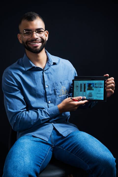 Ensaio Corporativo Victor Manuel - Engenharia Civil - Bom Jesus da Lapa - Ensaio Corporativo em Estúdio'