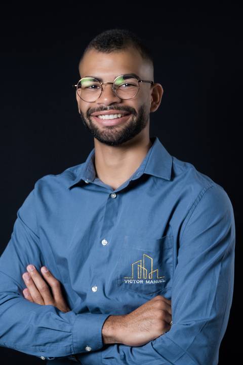 Ensaio Corporativo Victor Manuel - Engenharia Civil - Bom Jesus da Lapa - Ensaio Corporativo em Estúdio'