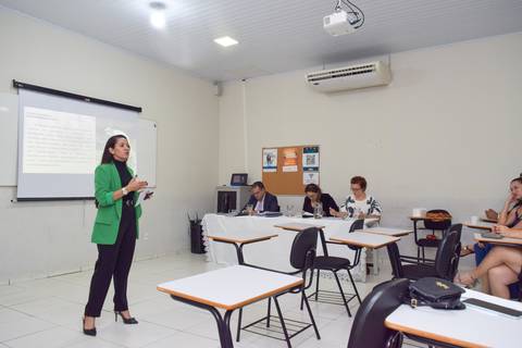 Faculdade Pitágoras Bom Jesus da Lapa; Direito, turma de direito; turma de direito faculdade pitagoras de bom jesus da lapa; apresentação de tcc; tcc direito pitagoras; Amanda vieira, Rafa Costa Fotos'