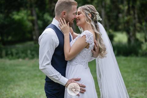 fotografo de casamento joinville paiol velho noiva noivo mini wedding noiva em casa deise evaristo fotografia ensaio casamento noivos externo campo'