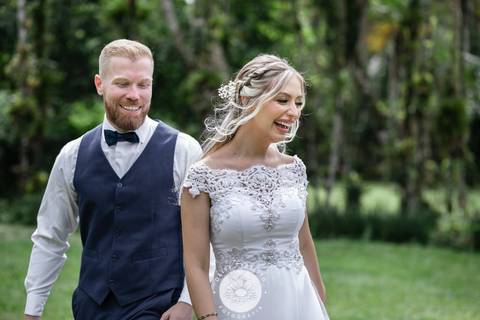 fotografo de casamento joinville paiol velho noiva noivo mini wedding noiva em casa deise evaristo fotografia ensaio casamento noivos externo campo'