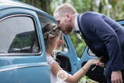 fotografo de casamento joinville paiol velho noiva noivo mini wedding noiva em casa deise evaristo fotografia ensaio casamento noivos externo campo'