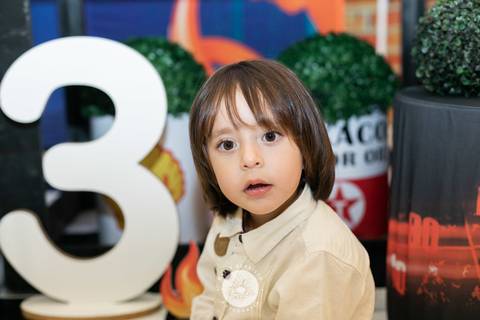 fotografo profissional em joinville aniversario infantil daisy evaristo apolo 3 anos com logo in festa buffet'