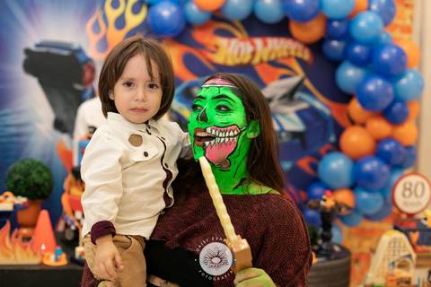 fotografo profissional em joinville aniversario infantil daisy evaristo apolo 3 anos com logo in festa buffet'