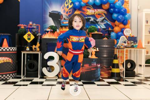fotografo profissional em joinville aniversario infantil daisy evaristo apolo 3 anos com logo in festa buffet'