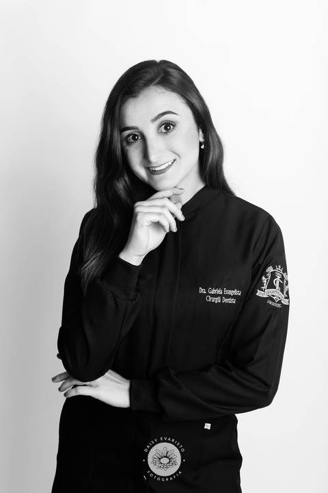 retrato corporativo perfil profissional estudio fotografia joinville dentista Gabriela Evangelista'