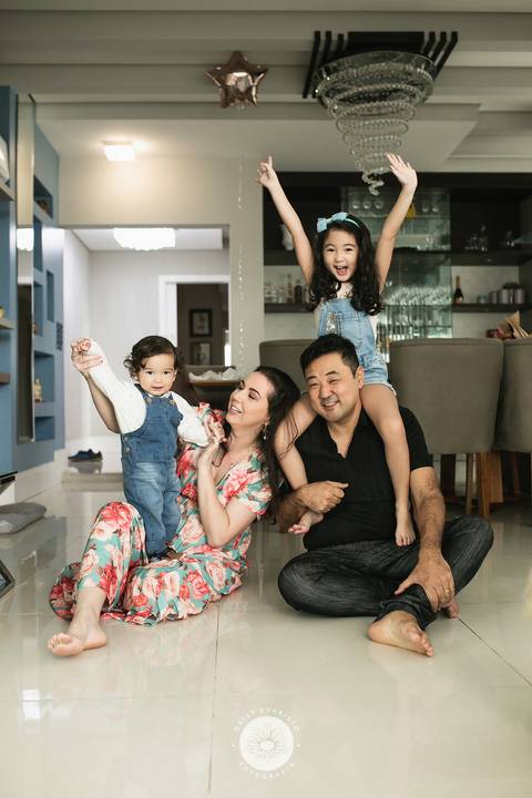 30 anos Marina familia Shimasaki fotografo profissional joinville ensaio em casa de aniversario'
