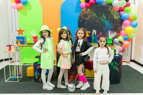 fotografo joinville, fotografo profissional, aniversario, fotografo de aniversario joinville, estudio de fotografia joinville, casa de festa carrossel festas, clara 8 anos'