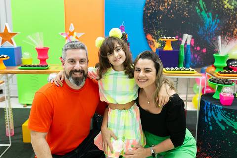 fotografo joinville, fotografo profissional, aniversario, fotografo de aniversario joinville, estudio de fotografia joinville, casa de festa carrossel festas, clara 8 anos'