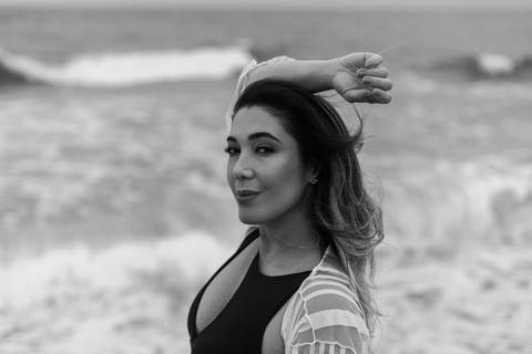 ensaio feminino daisy evaristo fotografia fotografo profissional praia protagonismo feminino joinville itapocu'