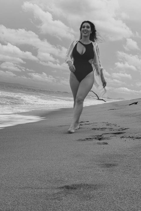 ensaio feminino daisy evaristo fotografia fotografo profissional praia protagonismo feminino joinville itapocu'