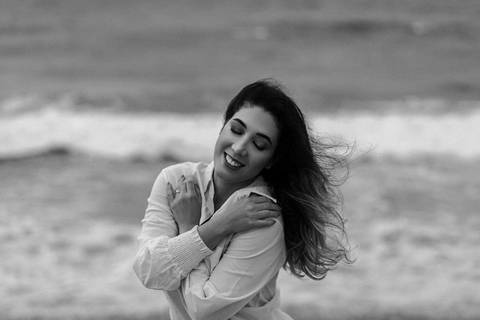 ensaio feminino daisy evaristo fotografia fotografo profissional praia protagonismo feminino joinville itapocu'