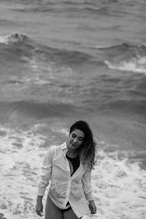 ensaio feminino daisy evaristo fotografia fotografo profissional praia protagonismo feminino joinville itapocu'