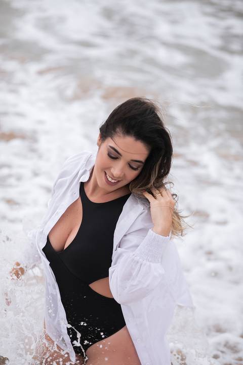 ensaio feminino daisy evaristo fotografia fotografo profissional praia protagonismo feminino joinville itapocu'