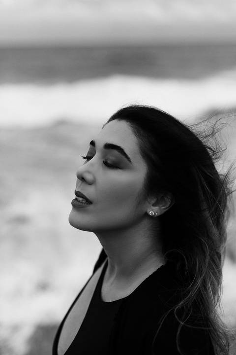 ensaio feminino daisy evaristo fotografia fotografo profissional praia protagonismo feminino joinville itapocu'