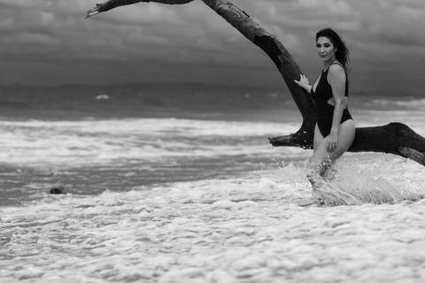 ensaio feminino daisy evaristo fotografia fotografo profissional praia protagonismo feminino joinville itapocu'