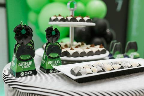 fotografa de aniversario joinville realeza festas kids decoração video game'