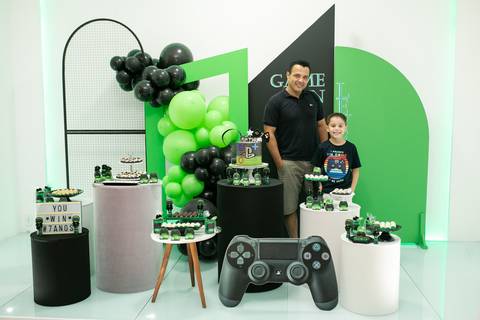 fotografa de aniversario joinville realeza festas kids decoração video game'