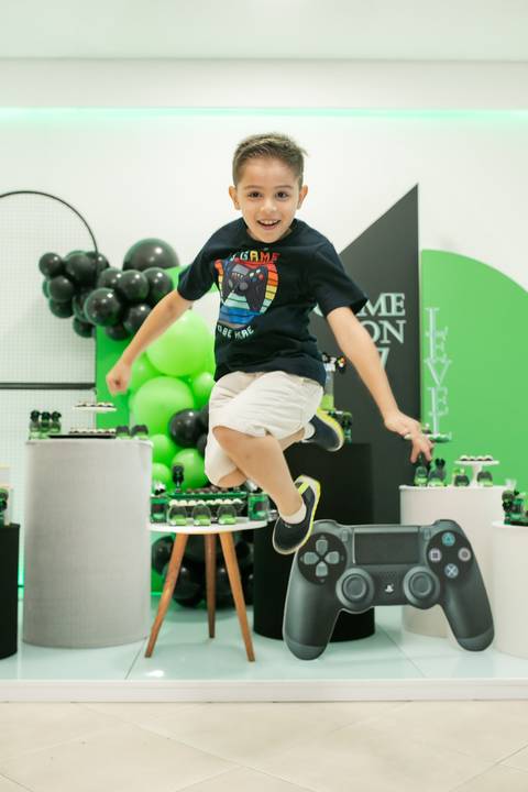 fotografa de aniversario joinville realeza festas kids decoração video game'