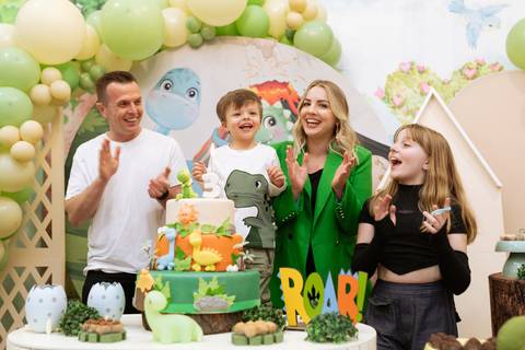 fotografo joinville, fotografo profissional, aniversario, fotografo de aniversario joinville, estudio de fotografia joinville, casa de festa festere joinville, in festa buffet joinville, Djennyfer Kock, Theodore 3 anos, dino baby'