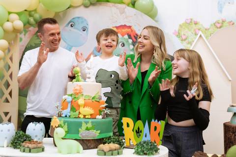 fotografo joinville, fotografo profissional, aniversario, fotografo de aniversario joinville, estudio de fotografia joinville, casa de festa festere joinville, in festa buffet joinville, Djennyfer Kock, Theodore 3 anos, dino baby'