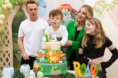 fotografo joinville, fotografo profissional, aniversario, fotografo de aniversario joinville, estudio de fotografia joinville, casa de festa festere joinville, in festa buffet joinville, Djennyfer Kock, Theodore 3 anos, dino baby'