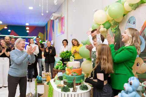 fotografo joinville, fotografo profissional, aniversario, fotografo de aniversario joinville, estudio de fotografia joinville, casa de festa festere joinville, in festa buffet joinville, Djennyfer Kock, Theodore 3 anos, dino baby'