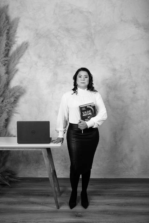 fotografo profissional joinville, estudio de fotografia joinville,  retrato corporativo em estudio, retrato para perfil corporativo, retrato de perfil profissional, retrato para perfil empreendedor, retrato redes sociais, retrato para linkedin, advogada'