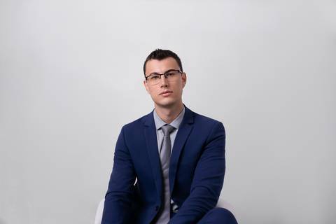 ThiagoSP_advogdo_joinville_retrato de perfil corporativo estudio fotografico linkedin redes sociais OAB'